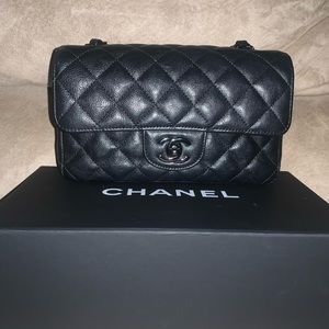 Authentic 17s Crumpled Calfskin So Black Rectangular Mini